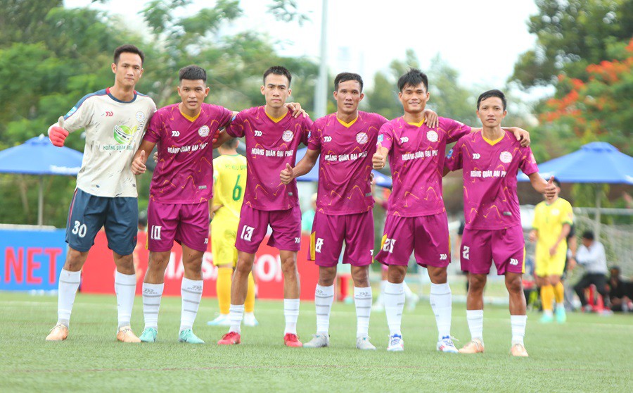 MyMy FC tại SPL-S6: Quẳng gánh lo đi mà đá